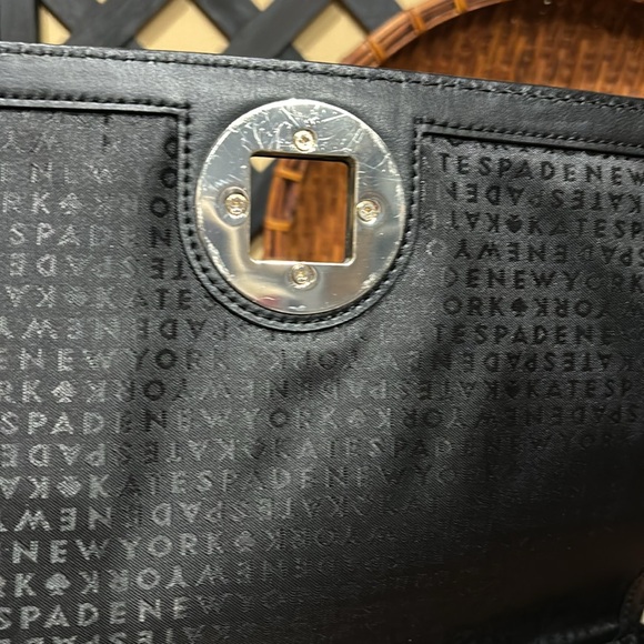 Large Kate Spade New York Black Varick Street Abbie Shoulder Bag Expandable Side - Picture 8 of 16